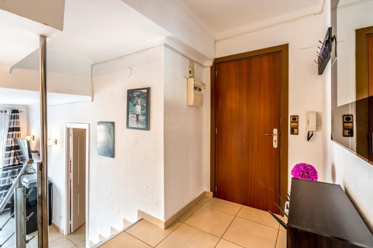 Apartamento Welcs Emp 018 Con Terraza Frente Al Mar Apartment Empuriabrava Exterior photo