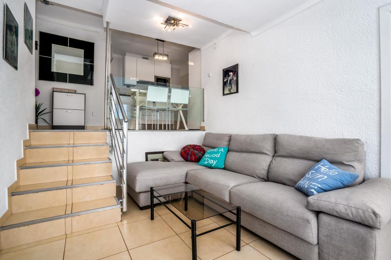 Apartamento Welcs Emp 018 Con Terraza Frente Al Mar Apartment Empuriabrava Exterior photo
